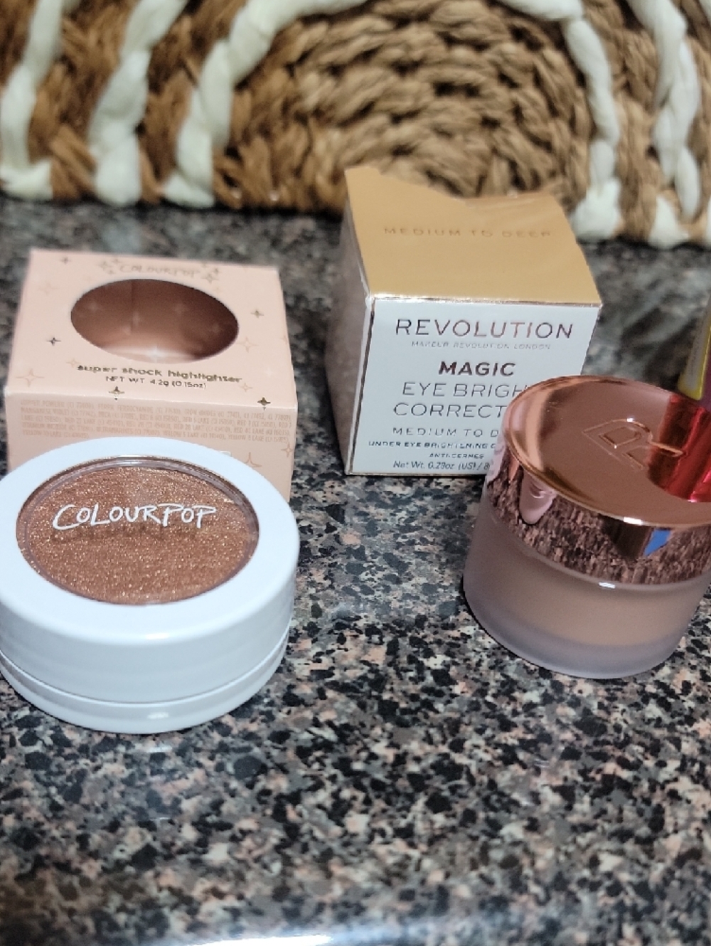 HUGE Makeup Bundle!!!! See All Details Below: - Picture 6 of 11